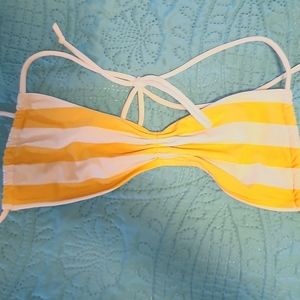 🏷3/$15🛍 Victoria’s Secret Swim top